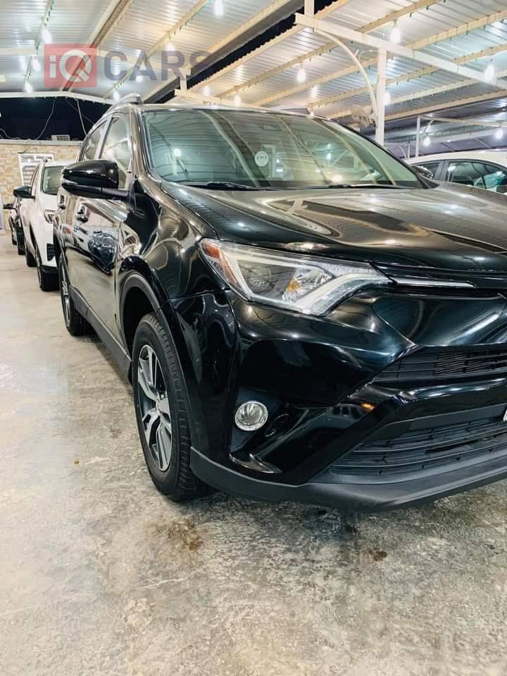 تۆیۆتا ڕاڤ 4